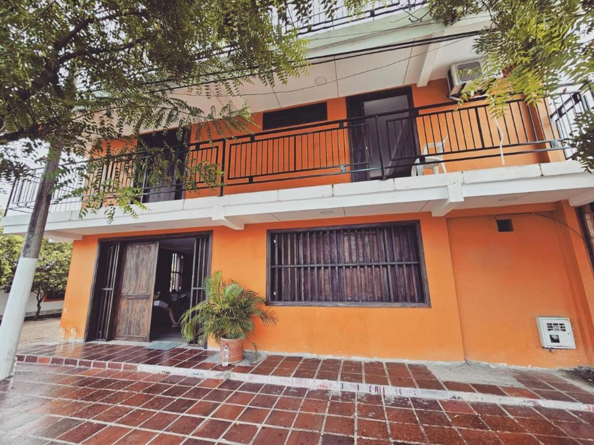 Hotel La Casa Del Astrologo Villavieja Exterior photo